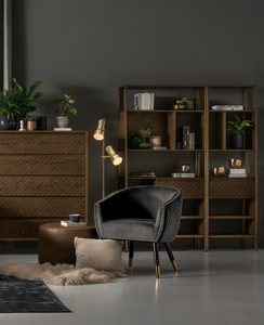 Sillón moderno Arctus de tela gris tapizado con patas de roble malayo negro y dorado para área de espera de hotel. - Product Image 6