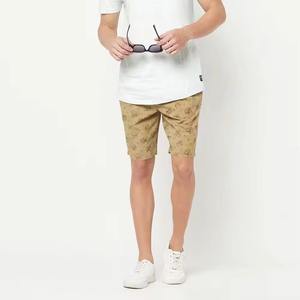 Short de bain pour homme en tissu brossé doux, coupe confortable, taille élastique avec cordon de serrage, impression personnalisée sur toute la surface - Product Image 4