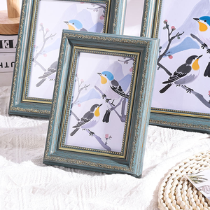 Marcos de Fotos Pequeños de Resina en Venta a Precio Económico - Product Image 1