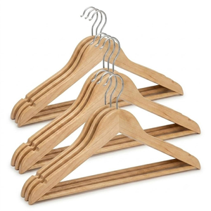 Cintres en bois pour manteaux, chemises, vestes, pantalons et costumes, très demandés et finition naturelle, en promotion - Product Image 1