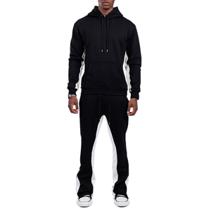 Conjunto deportivo cómodo con corte acampanado, tela suave, cintura con cordón ajustable y un diseño acampanado que realza la figura sin esfuerzo. - Product Image 1