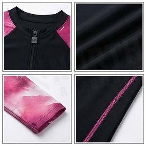 Traje de Baño de Una Pieza para Mujer con Mangas Largas Tie-Dye Rosa, Cuello Redondo, Cierre Frontal, Ribete en Contraste, Secado Rápido, Spandex y Nailon - Product Image 4