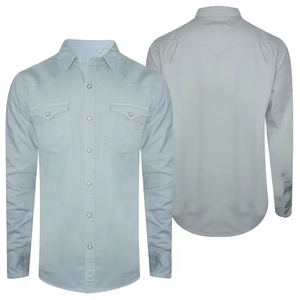 Chemise en jean bleu glace délavé pour homme, en coton lavé, manches longues, col ranch, double rabat, toucher doux - Product Image 3