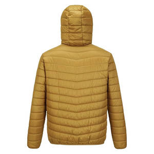 Veste matelassée légère et compressible pour homme avec capuche, manteau d'hiver avec poignets élastiques et poches zippées – Vente en gros - Product Image 3