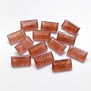 หินควอทซ์ธรรมชาติสีชมพูสำหรับแกะสลักรูปทรงสี่เหลี่ยมผืนผ้าแกะสลักด้วยมืออัญมณีหลวมที่ผ่านการสอบเทียบแล้วสำหรับทำเครื่องประดับแกะสลักรูปแกะสลัก - Product Image 1