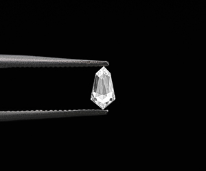 Diamants de laboratoire cultivés par laser OM GEMS 0,25 carat, couleur EF, taille bouclier, certifiés IGI, clarté excellente VVS-VS, sur mesure - Product Image 5