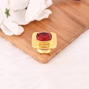 แหวนทองเหลืองชุบทองประดับอัญมณีทำมือสีแดงคลาสสิกสำหรับผู้หญิง - Product Image 3