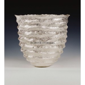 Silver Shiny <b>Polished</b> Antique Fancy Texture Premium Quality Metal Made Flower Vase Home And Office Table Centerpiece Decor - Product Image 1