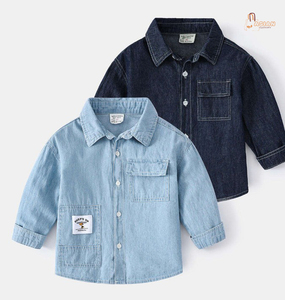 เสื้อเชิ้ตเดนิมสีฟ้าอ่อนสำหรับเด็กผู้ชาย แขนยาว ลำลอง ปกคอพับ ดีไซน์กระเป๋า ทรงปกติ เสื้อผ้าฝ้าย - Product Image 5