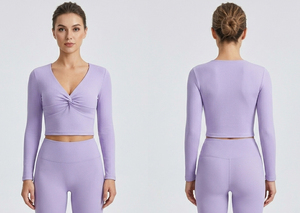 T-shirt à manches longues et col en V profond pour femme, haut court de yoga et d'entraînement, coupe ajustée et compressive - Product Image 6