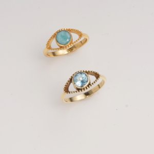 Anillo de latón electrochapado para mujer con topacio azul de 6x6mm, redondo, tamaño fijo, minimalista, con halo, estilo glamuroso y distintivo, hecho a mano. - Product Image 6