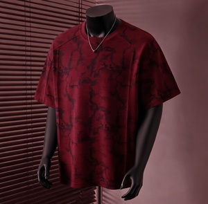 Camiseta de Moda Urbana de Manga Corta Transpirable, Fabricante de Marca Privada, Servicio OEM, Opciones de Tallas Grandes, Venta al Por Mayor - Product Image 1