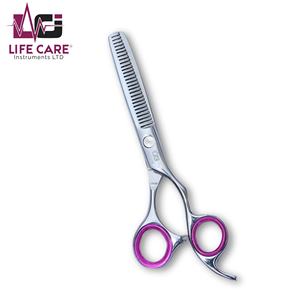 กรรไกรซอยผมคุณภาพพรีเมียมจากญี่ปุ่น กรรไกรสำหรับทำเท็กซ์เจอร์แบบมืออาชีพ พร้อมแหวนนิ้วถอดได้ โดย Life Care Instruments - Product Image 1