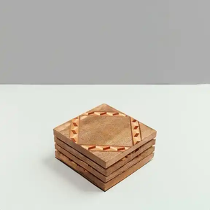 Posavasos de resina y madera hechos a mano con incrustaciones de resina, nuevo diseño de la India, venta al por mayor, hechos en India. - Product Image 4