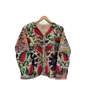 Chaqueta Kantha Suzani con bordado Floral bohemio, Unisex, trabajo a mano, lana, manga larga, borde crudo, estampado, diseño acolchado, bolsillo - Product Image 1