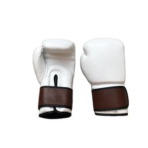 Guantes de Boxeo de Última Tendencia con Soporte para Muñeca, Guantes de Entrenamiento Personalizados al por Mayor, Guantes de Boxeo Premium para una Protección Mejorada - Product Image 5