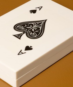 Boîte de rangement pour cartes à jouer en résine, boîte à cartes à jouer faite à la main, étui décoratif pour cartes de jeu, organisateur de cartes, boîte cadeau, vente en gros personnalisée - Product Image 3
