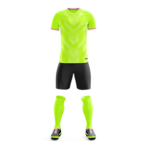Ensemble de maillot de football personnalisé pour homme, vert néon, short noir, col rond sublimé, manches courtes, respirant, séchage rapide, évacuation de l'humidité - Product Image 1