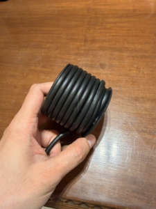 Cordones Veganos de Aspecto Cuero (100% Libres de PU) de Base Vegetal, Forma Redonda, Marca PS DAIMA and SONS, Embalaje en Rollo - Product Image 2