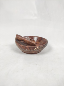 Bol à salade japonais antique en bambou naturel avec cuillère en céramique, vente en gros depuis l'Inde pour les fêtes - Product Image 2