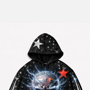 Sudadera con Capucha de Alta Gama con Estampado Artístico, Sudadera Urbana Moderna con Diseño de Impresión Premium - Product Image 2