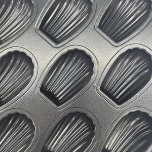 ถาดอบมาเดอลีนแบบมืออาชีพ 12 หลุม ขนาด 2.3 ซม. ลึกพิเศษ เคลือบสารกันติด ทำจากเหล็กคาร์บอน ใช้กับเตาอบได้ เป็นมิตรต่อสิ่งแวดล้อม อบได้ปริมาณมาก - Product Image 4