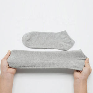 Chaussettes de sport basses pour hommes en spandex, personnalisées, de haute qualité, respirantes, à séchage rapide, rembourrées, décontractées, écologiques et douces, vente en gros - Product Image 6