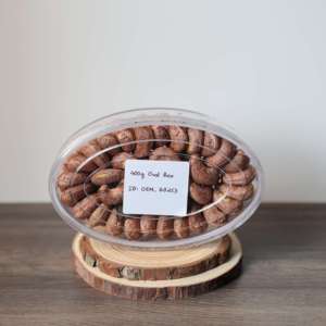 High Quality ISO Certified Organic Roasted Vietnam Dried Cashew <b>Nuts</b> 400g OEM Wholesale Oval Box Unique Buttery Salty Flavor - Product Image 1