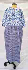 Robe longue maxi décontractée pour femme, en coton, style kaftan, imprimé floral bleu et blanc, col noué, idéale pour les vacances - Product Image 2