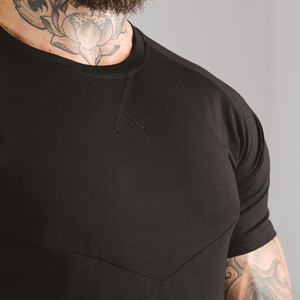 T-shirt de performance pour homme, séchage rapide, léger, respirant, haut d'entraînement athlétique, personnalisation OEM disponible, t-shirt de gym - Product Image 3