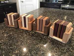 Juego de 4 Posavasos Cuadrados de Madera de Nogal y Arce Ecológicos de Lujo para Café, Cerveza o Utensilios de Cocina, Regalo Navideño - Product Image 5