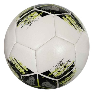 ผู้ผลิตมืออาชีพ ลูกฟุตบอลคุณภาพพรีเมียม ยางบุภายในคุณภาพสูง รักษาแรงลมได้ดี โลโก้พิมพ์ลายคลาสสิก - Product Image 4