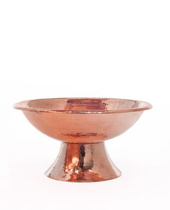 Elegante tazón de chocolate de metal decorativo hecho a mano perfecto para regalar ocasiones festivas decoración del hogar uso de la pieza central - Product Image 3