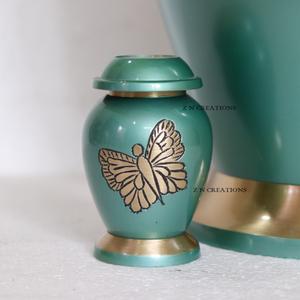 Urnas de Cremación de Latón de Primera Calidad, Grabadas a Mano, para Cenizas Humanas, Urna de Latón Personalizada, Urnas de Latón Hechas a Mano para Cenizas de Adultos, Venta al por Mayor - Product Image 6