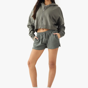 Conjunto Deportivo Casual para Mujer, Sudadera con Capucha Holgada de Manga Larga con Cierre y Logotipo Personalizado 100% Algodón y Pantalones Cortos - Product Image 1