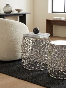 Mesa de Centro Redonda Moderna Home Poetry con Acabado Martillado, 42 cm de Diámetro, Muebles de Sala de Estar, Diseño Contemporáneo - Product Image 6