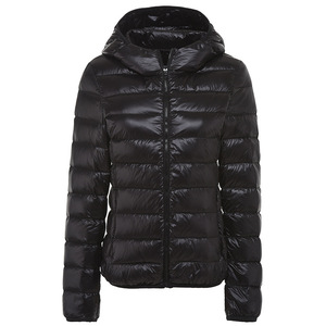 Chaqueta Acolchada con Capucha para Mujer, al por Mayor, OEM, Manga Larga, Abrigo de Invierno, Cierre de Cremallera, Grosor Estándar, Unisex, Nailon - Product Image 3