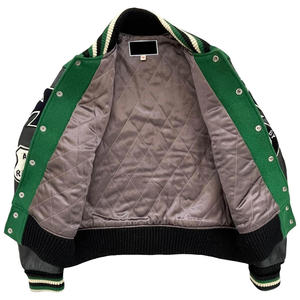 แจ็คเก็ตเบสบอลทรงบอมเบอร์แบบวาร์ซิตี้สำหรับผู้ชาย สไตล์เท่ห์  ผ้าฟลีซ  คอตั้ง  ปักลายหนังวัว  รับผลิตตามสั่งขายส่ง - Product Image 4