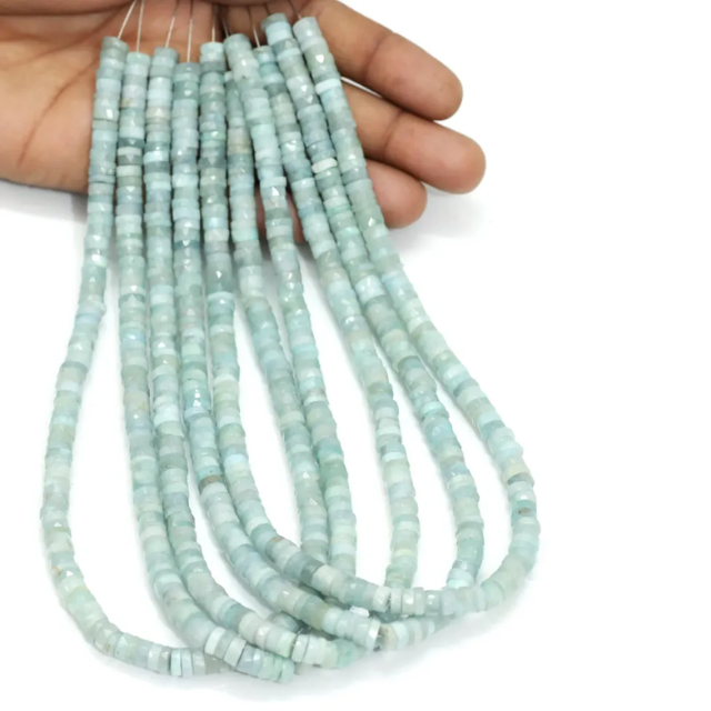 ท้องฟ้าสีฟ้า