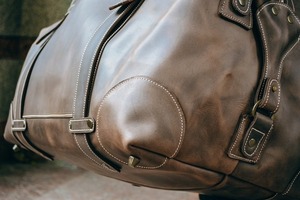 กระเป๋าเดินทางหนังแท้เอนกประสงค์สไตล์เรโทร ขนาดใหญ่ น้ำหนักเบา พกพาสะดวก ผลิตด้วยมือ พร้อมซิป - Product Image 4