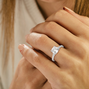 Bague de fiançailles en or 14K avec diamant taille coussin, halo pavé, 2 carats, solitaire taille coussin, or blanc, bague de mariée, fournisseur de bijoux OEM - Product Image 3