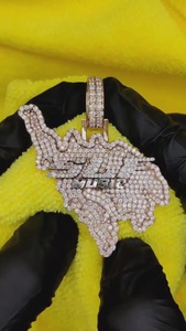 Colgante de Lujo para Fiesta, Estilo Hip Hop, Chapado en Oro de 18K, con Moissanita y Plata de Ley, Personalizado y Brillante - Product Image 4