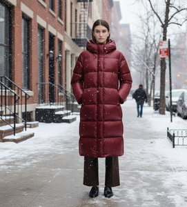 Manteau matelassé élégant pour femme, style urbain, veste courte matelassée minimaliste à col montant, streetwear d'hiver, doudoune - Product Image 5