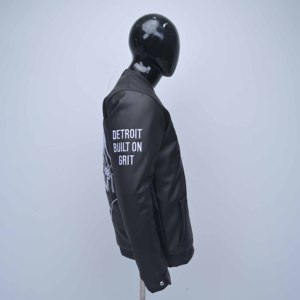 Exportation de vestes pour hommes de haute qualité, vente en gros, logo personnalisé, fabricants de streetwear, boutons sur le devant et le dos avec broderie en chenille - Product Image 4