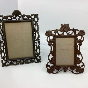 Marco de fotos de metal premium para decoración moderna del hogar que muestra un diseño elegante, durabilidad, estilo y acabado de calidad. - Product Image 2