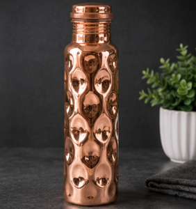 Bouteille d'eau en cuivre martelé avec couvercle – Design moderne, portable, pour voyage, récipient à eau ayurvédique, antimicrobien - Product Image 6