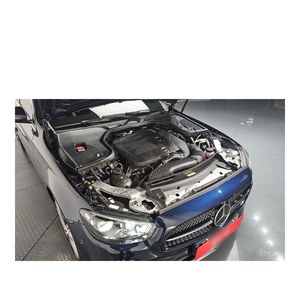 Mercedes-Benz Classe E E350 4MATIC AMG Line 2023, 53 613 km, boîte automatique, sièges en cuir, conduite à gauche, caméra de recul - Product Image 5
