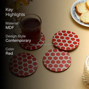 Ensemble de sous-verres hexagonaux rouges modernes en bois, sets de table ronds résistants à la chaleur pour café et repas - Product Image 6