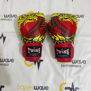 Guantes de Boxeo para Sparring Hechos a Medida, de Alta Calidad, Fabricación en Fábrica, Guantes de MMA y Muay Thai, Guantes Profesionales de Artes Marciales - Product Image 2
