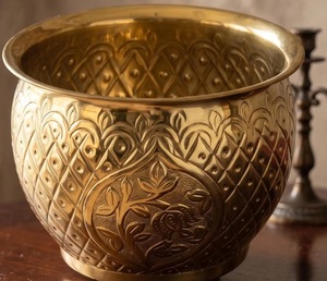 Durable Eco-Friendly Brass Metal Hammered Modern Customized Flower <b>Pot</b> Planter Vase Plant <b>Stand</b> ILAHI's ICOMP-13331 1kg Not - Product Image 1